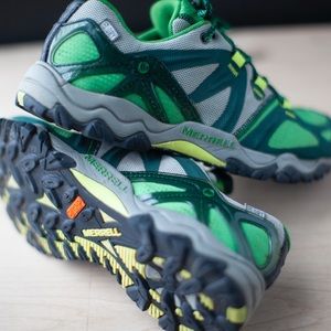Women’s Merrell hiking running shoes size 8.5